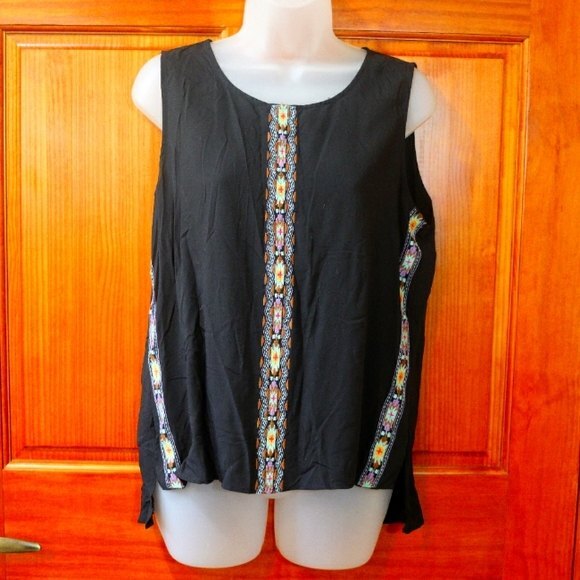 THML/ANTHROPOLOGIE  Art Effect Embroidered Top Size L Open Back Black NEW - Picture 2 of 15